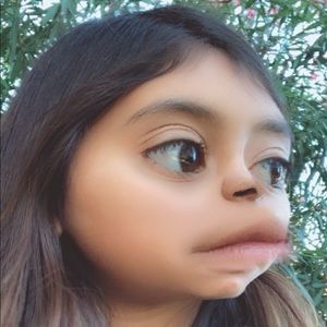 Meet your Posher, Perla